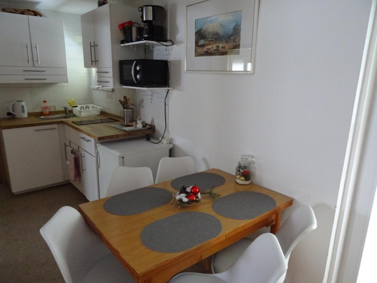 Apartment Tjasa ราโดว์ลิตซา ภายนอก รูปภาพ
